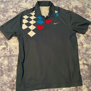 Nike dry fit golf shirt